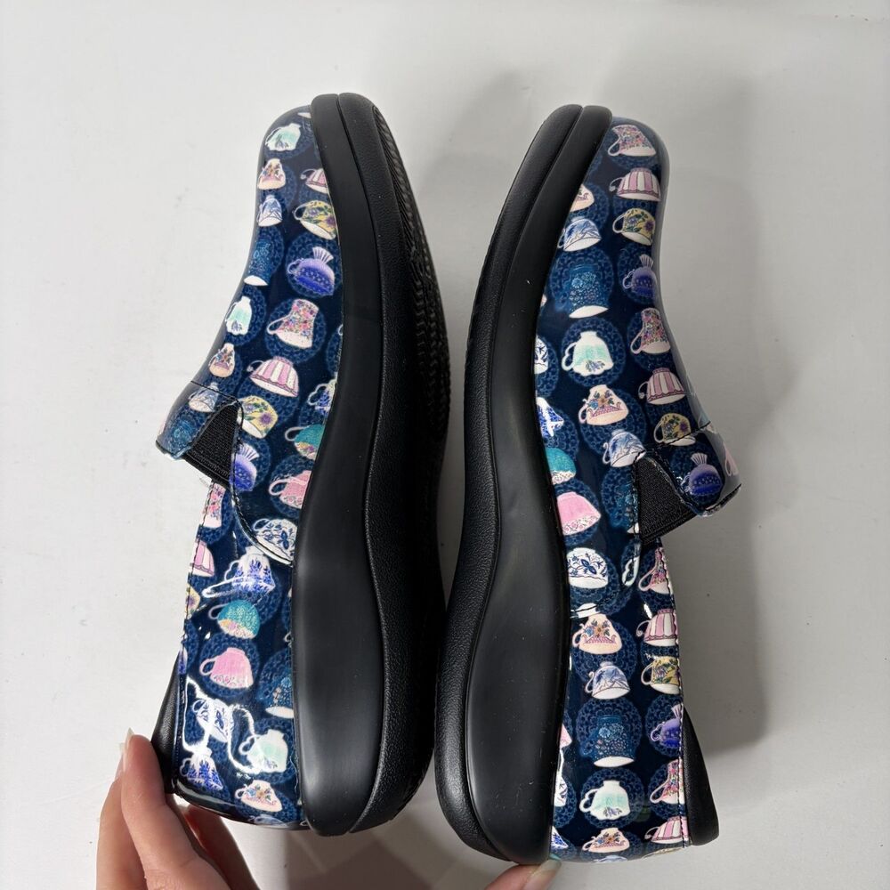 Alegria Kel-7626 Comfort Clog Shoe Slip Resistant Tea Cup Pattern Women Size 38 - Picture 5 of 8